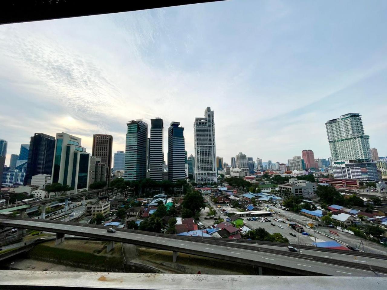 Luxury Mercu Summer Suites At Kualalumpur Kuala Lumpur Exterior photo